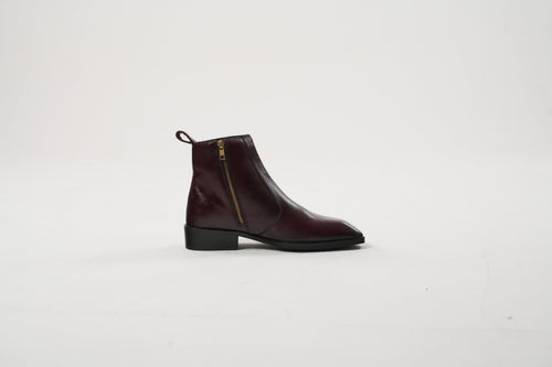Burgundy Calfskin Chisel toe Boots