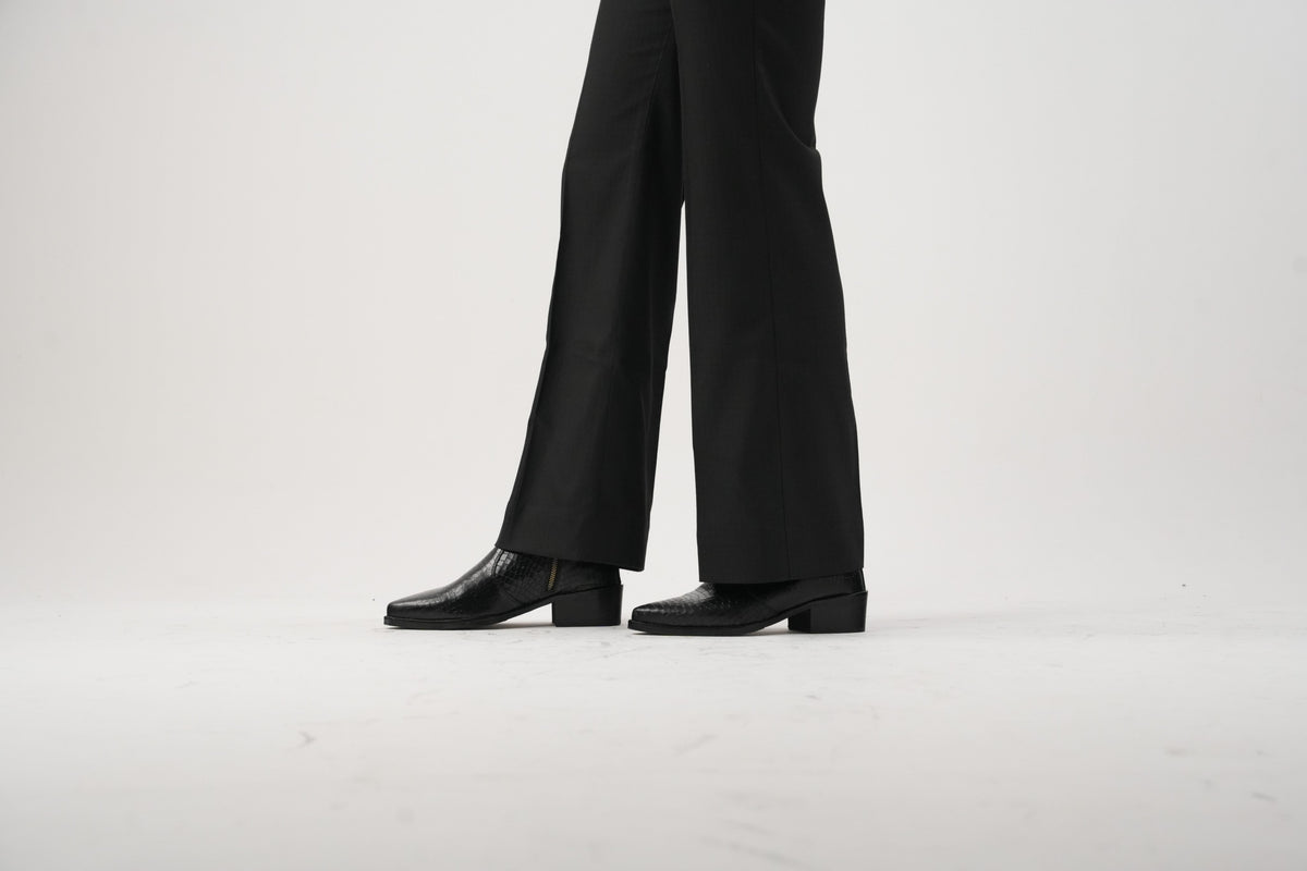 Onyx Caiman Boots